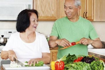 Những thói quen tốt cho sức khỏe vào buổi sáng ở người cao tuổi