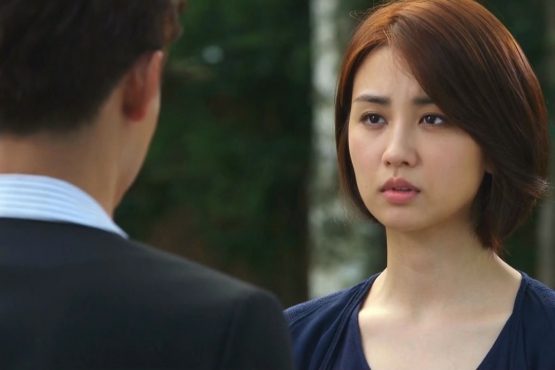 Có nên “tân trang cô bé” để giữ chồng?